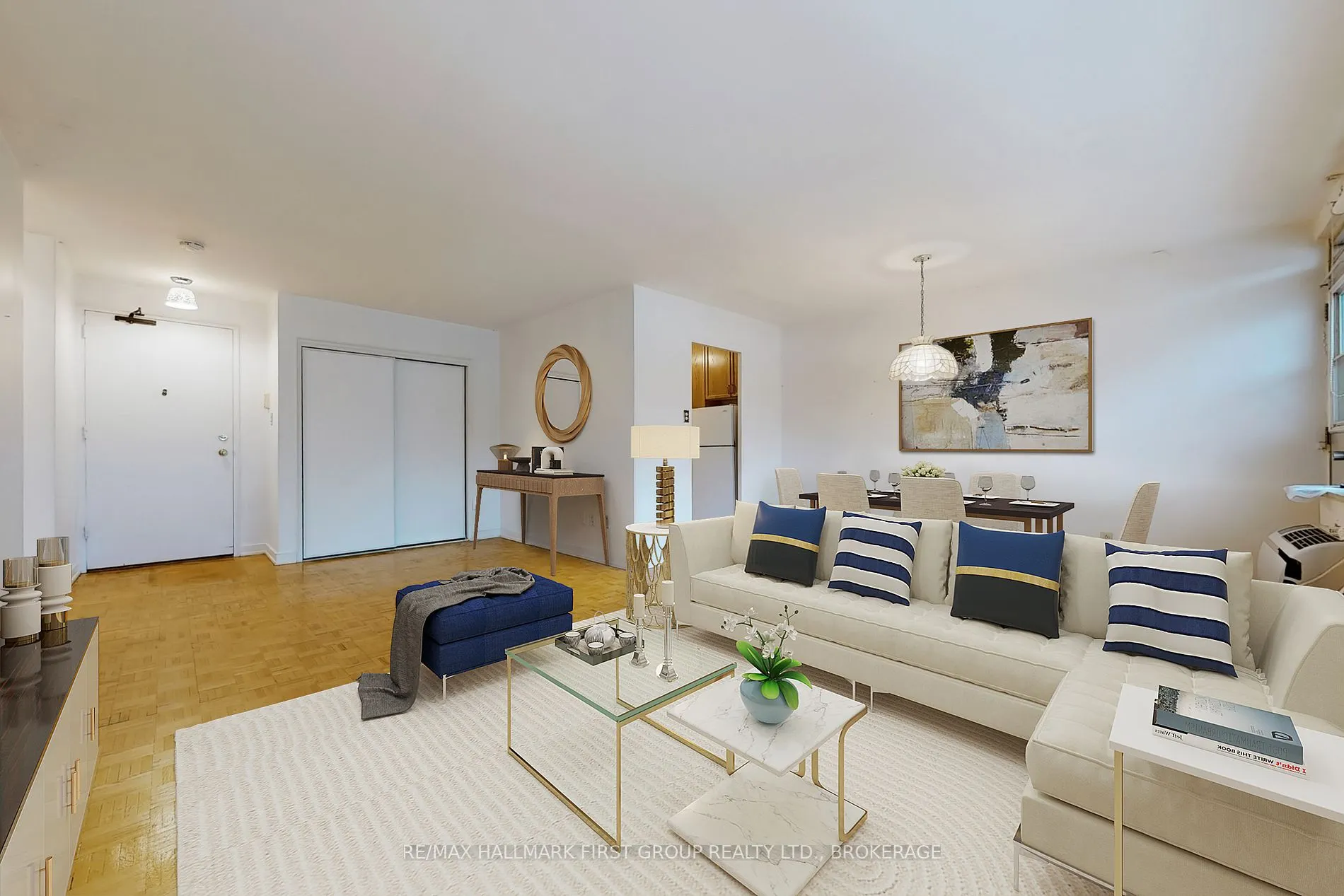 160 The Donway W, #207