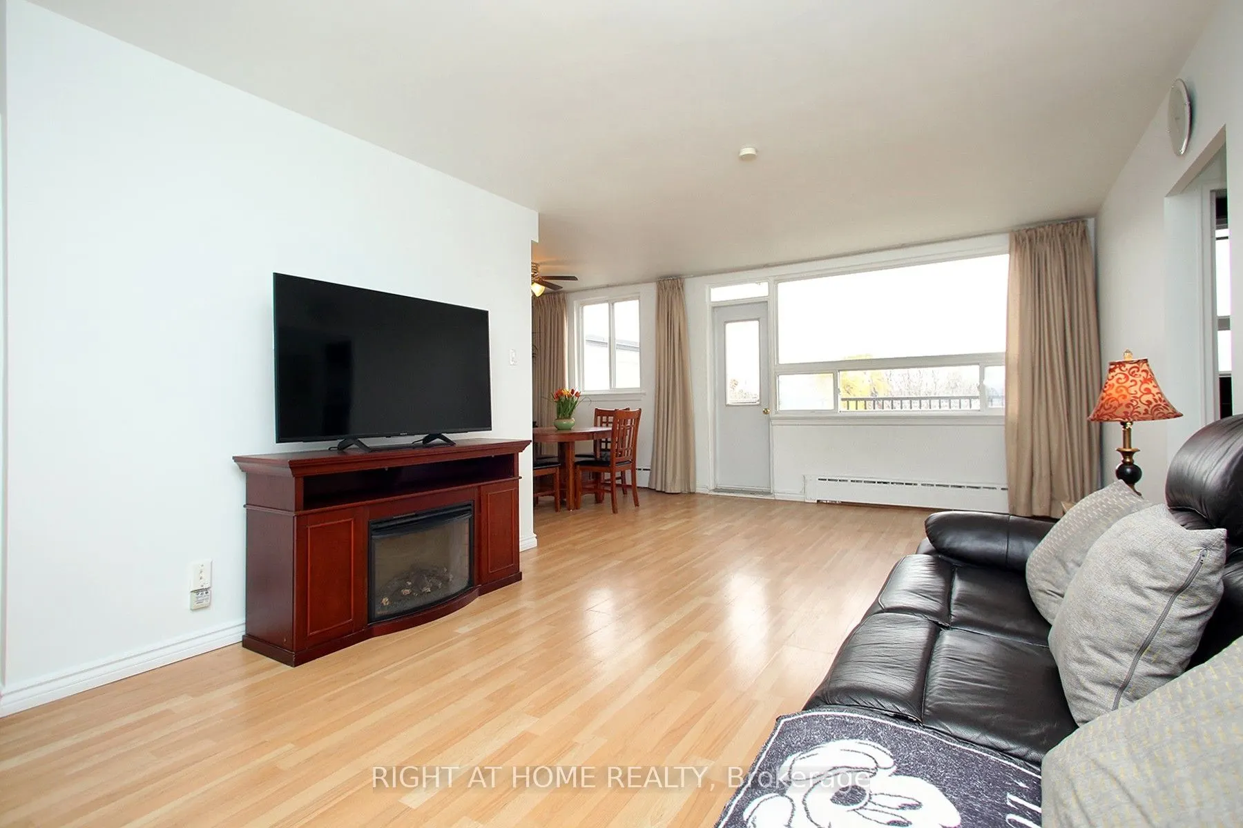59 Neptune Dr, #301