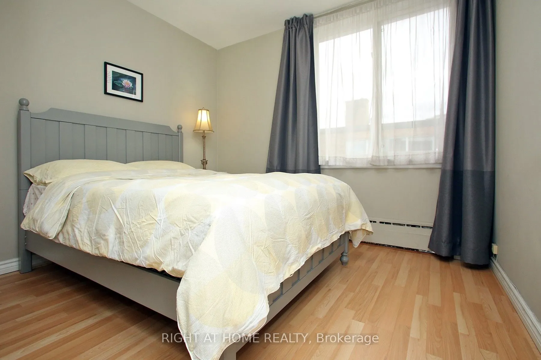 59 Neptune Dr, #301