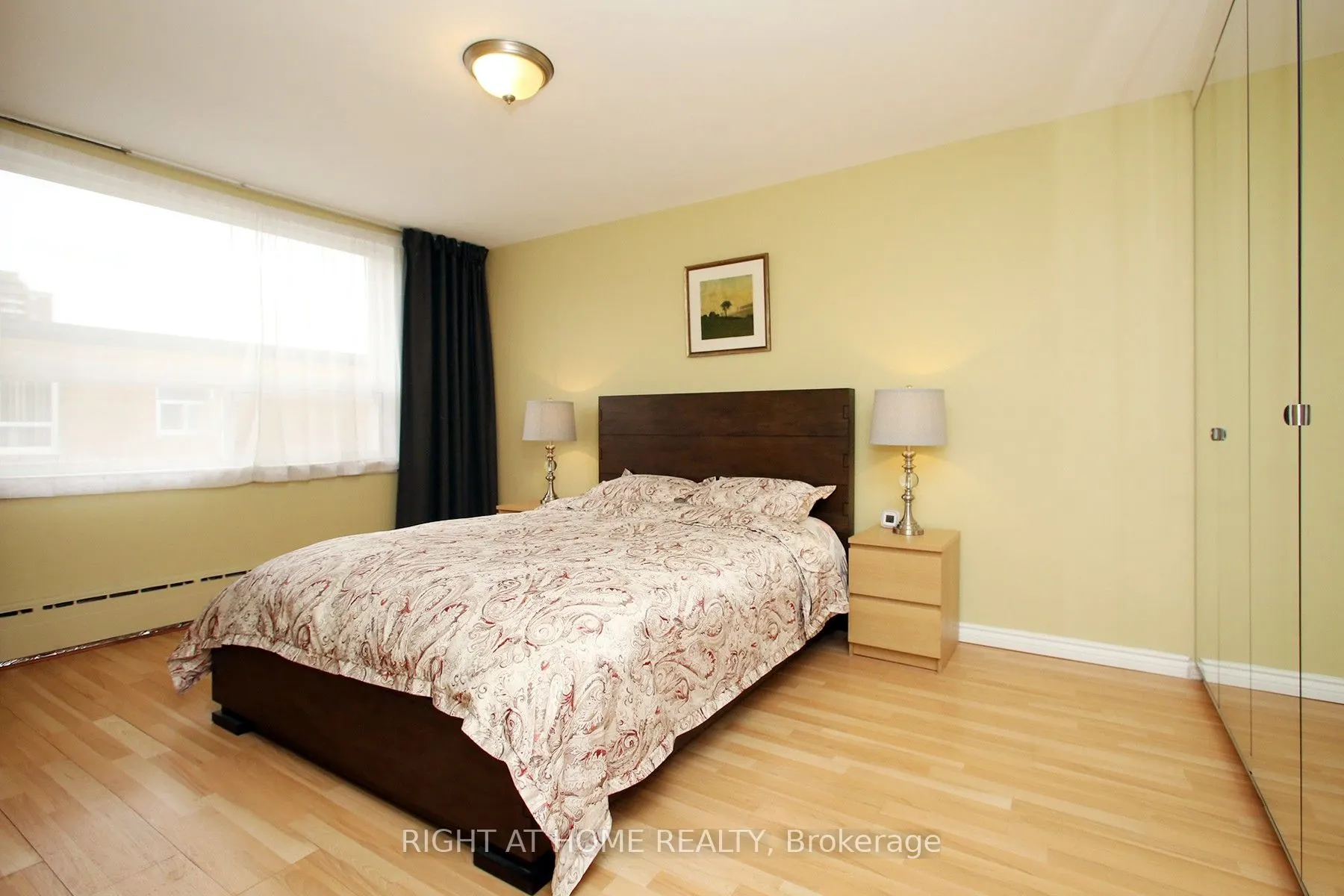 59 Neptune Dr, #301