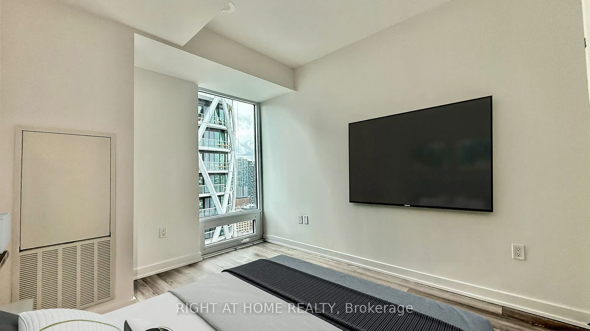 238 Simcoe St, #3306