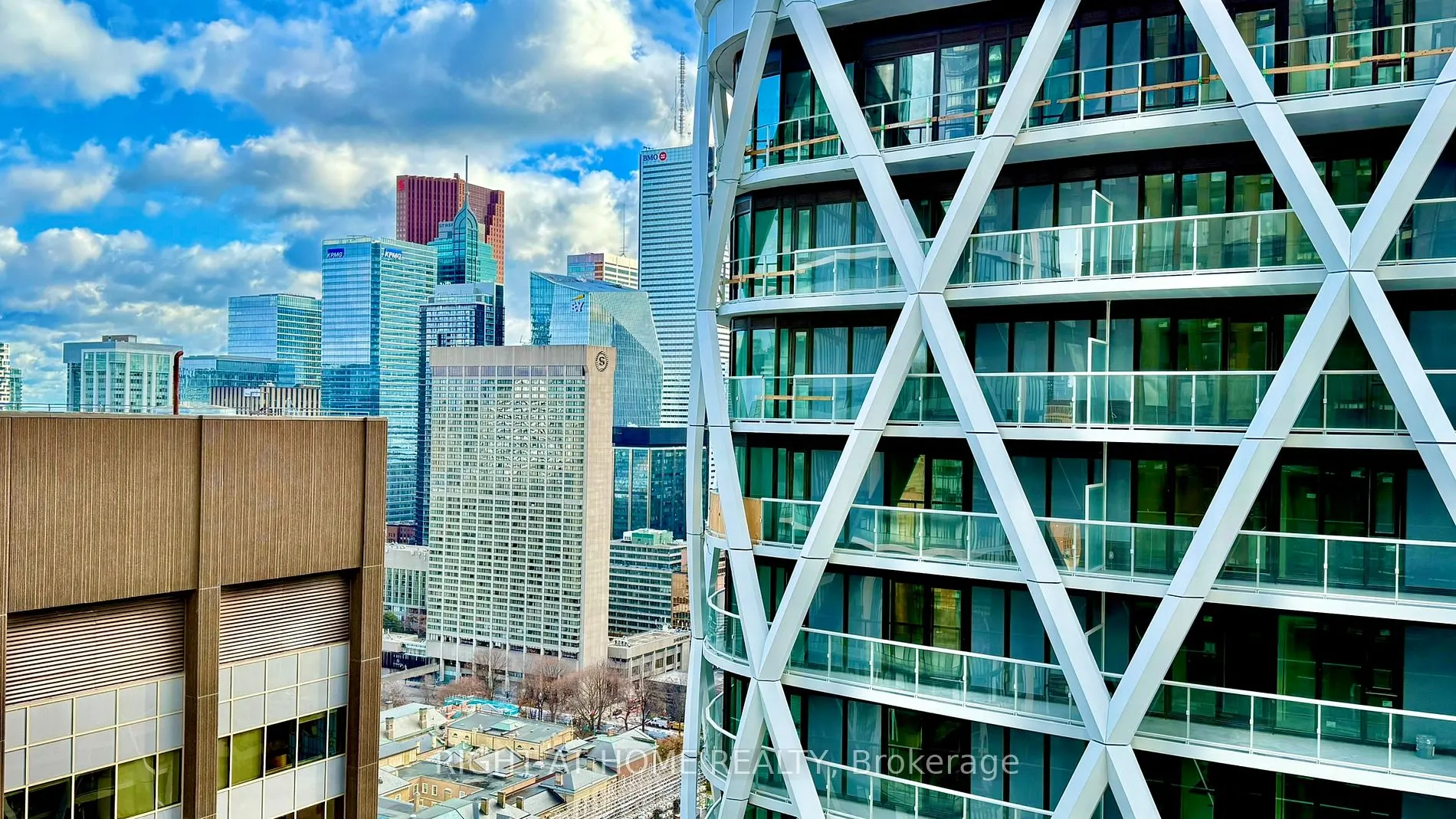 238 Simcoe St, #3306