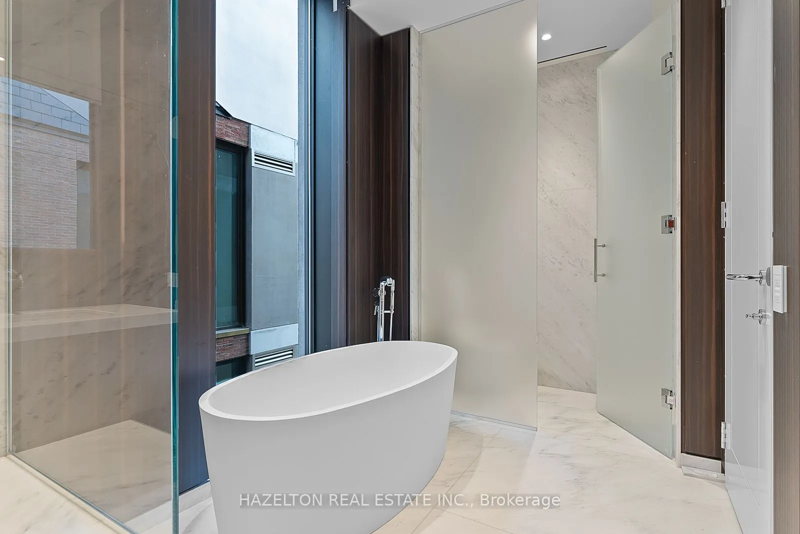 7 Dale Avenue, #304