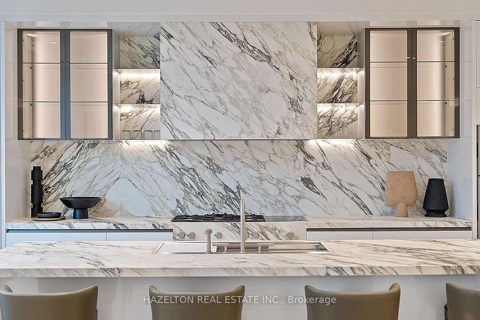 7 Dale Avenue, #304