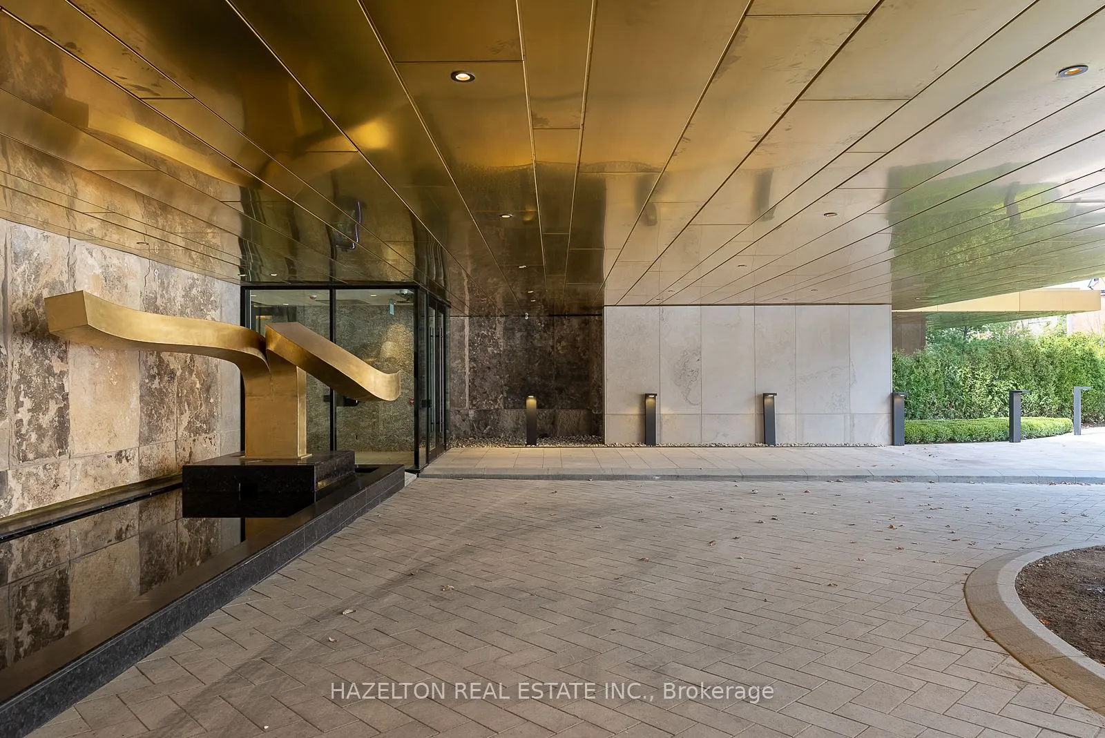 7 Dale Avenue, #304