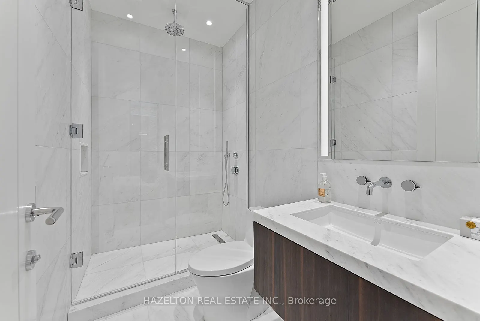 7 Dale Avenue, #304