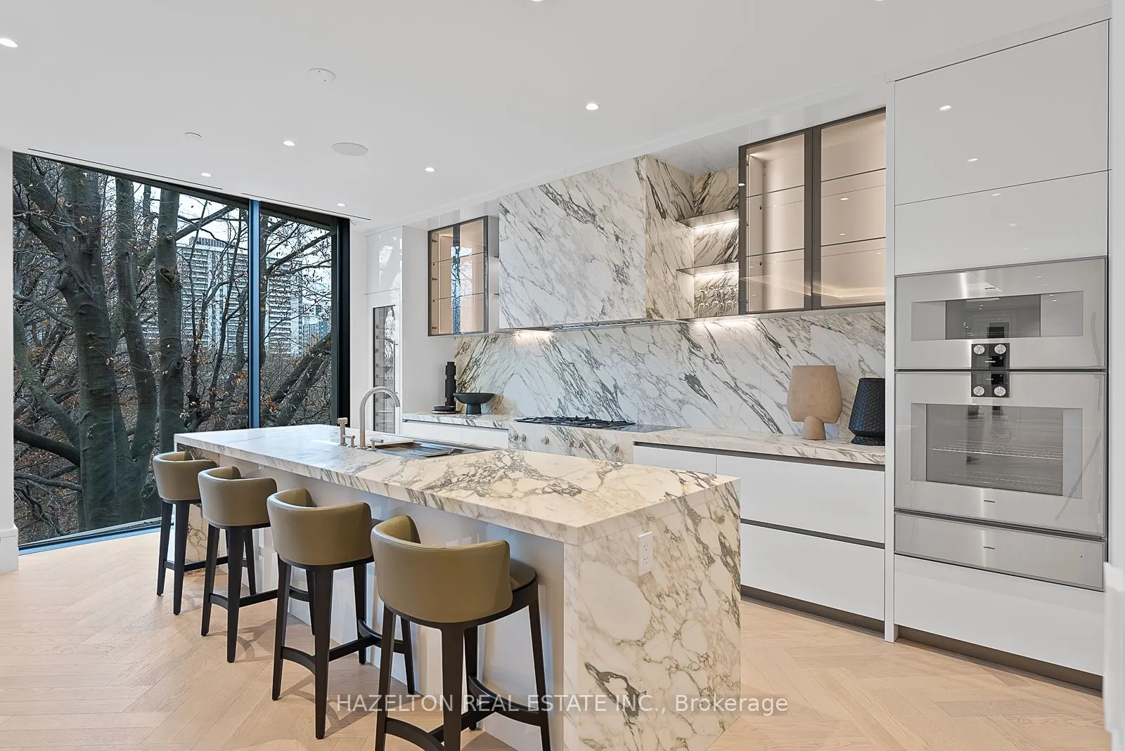 7 Dale Avenue, #304