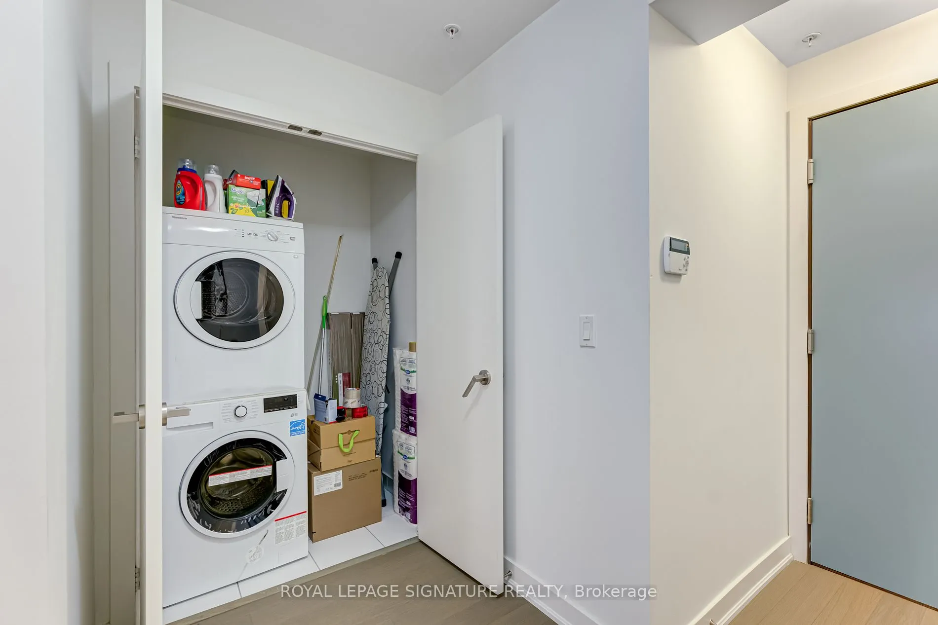 30 Nelson St, #324