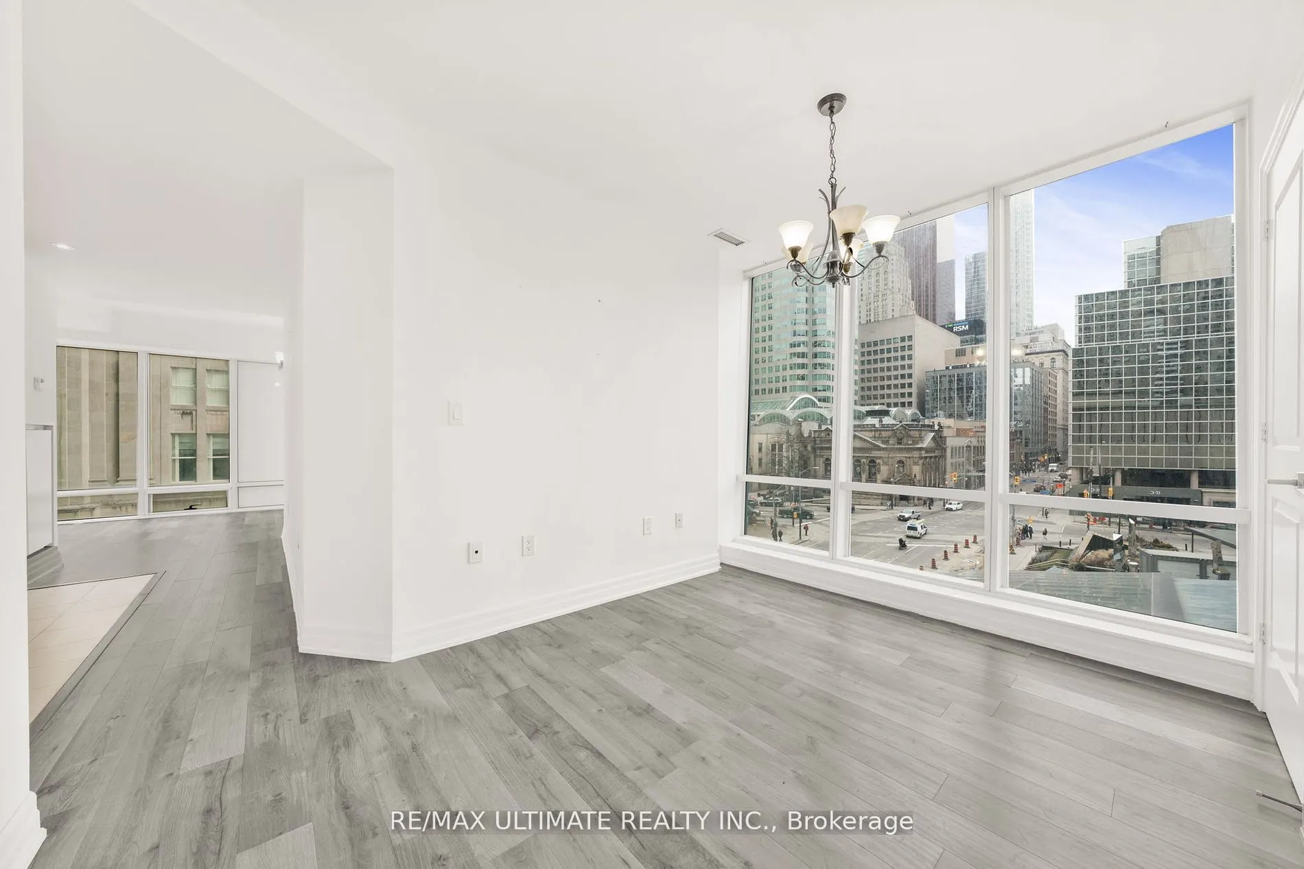 8 The Esplanade St, #506