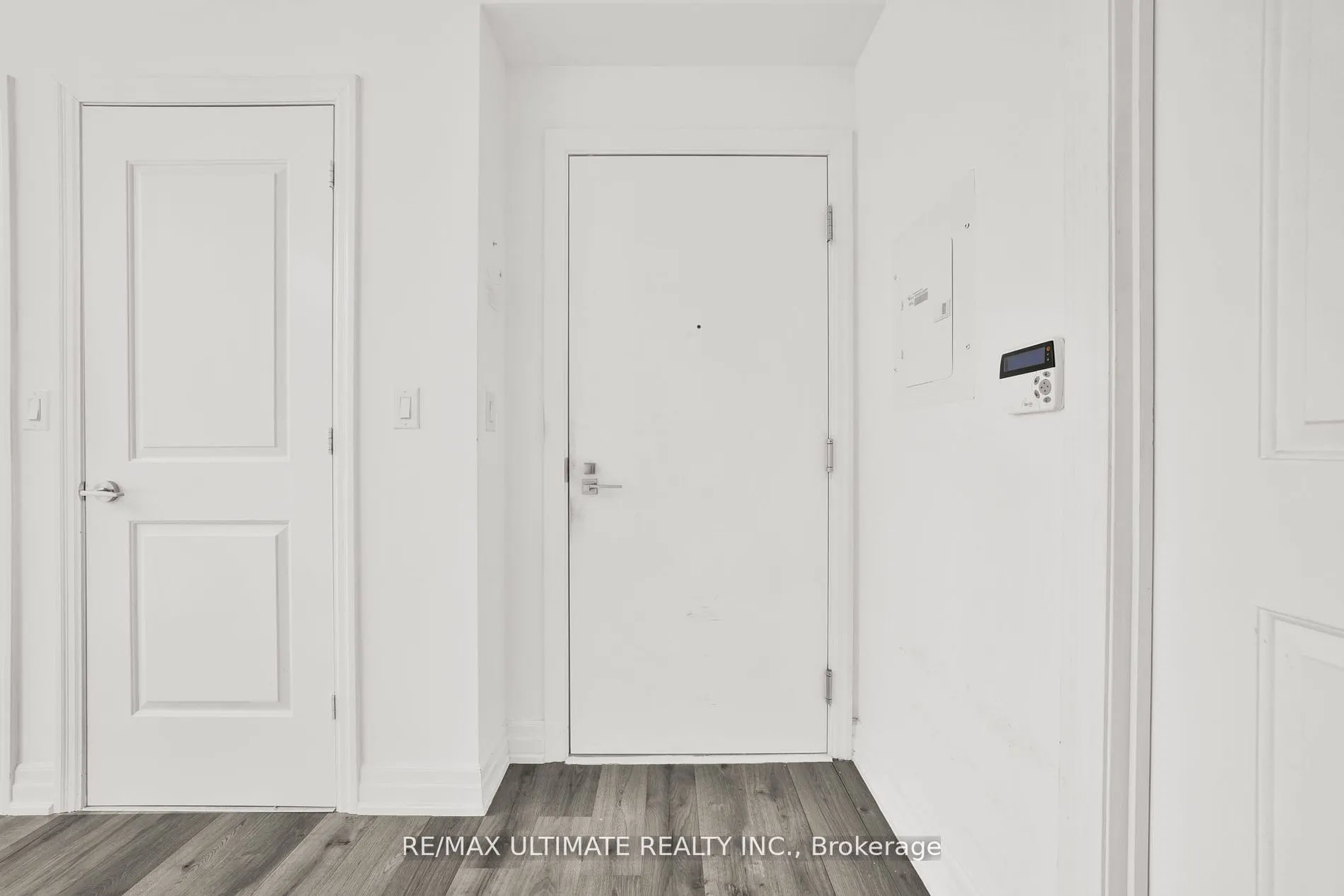8 The Esplanade St, #506