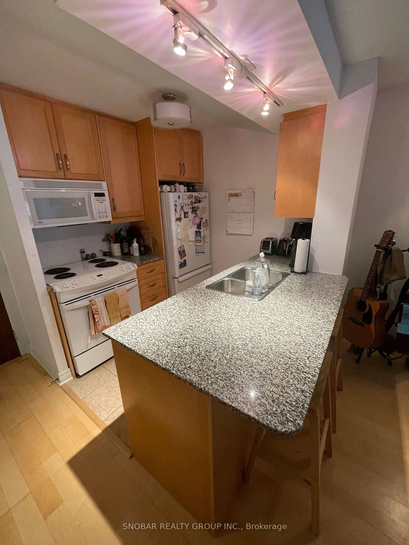 100 Hayden St, #610