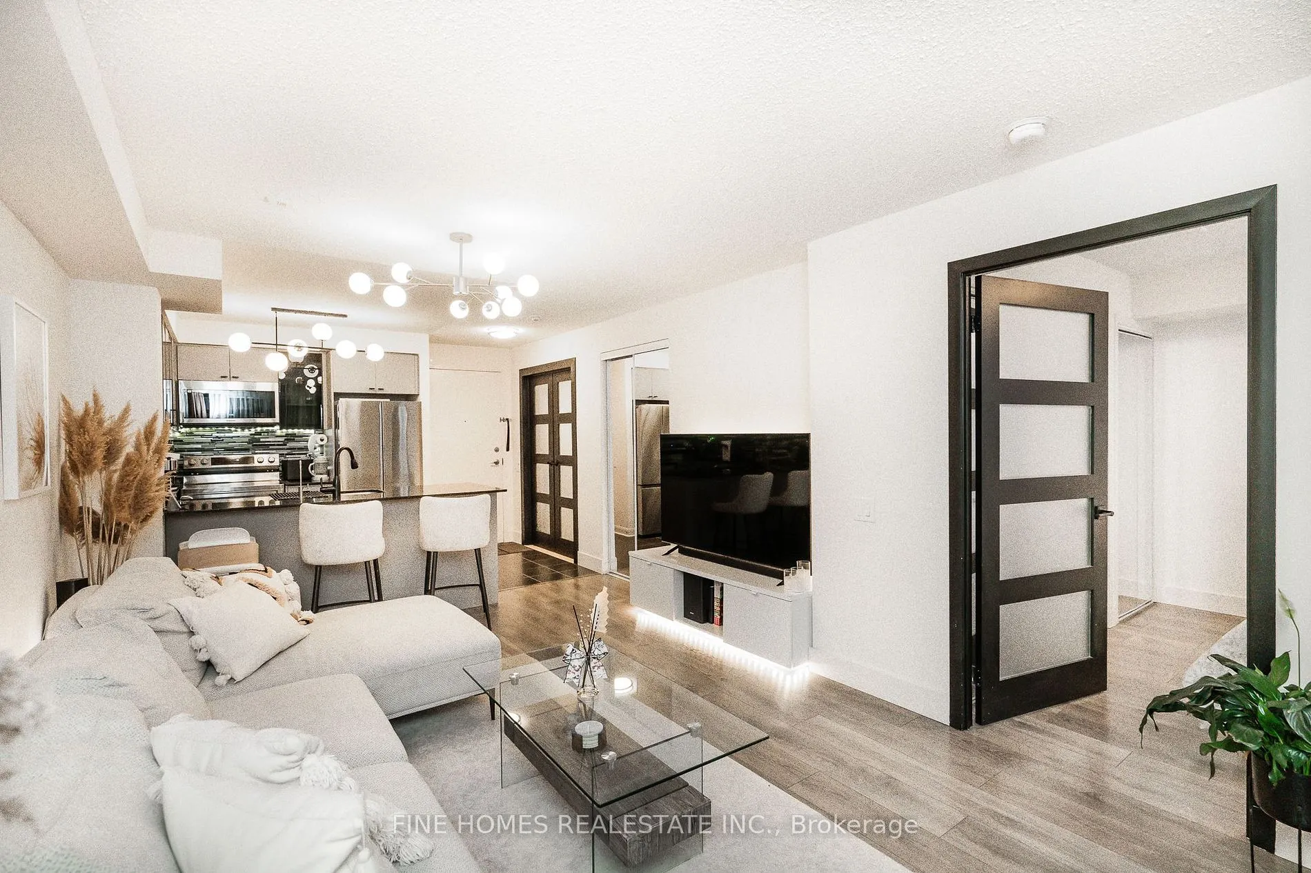 525 Wilson Ave, #505