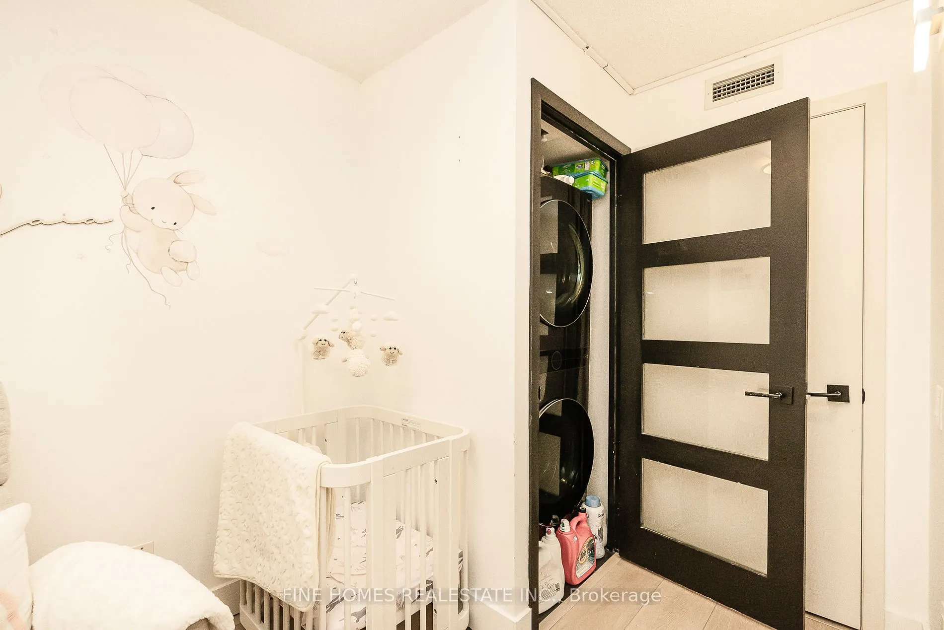 525 Wilson Ave, #505