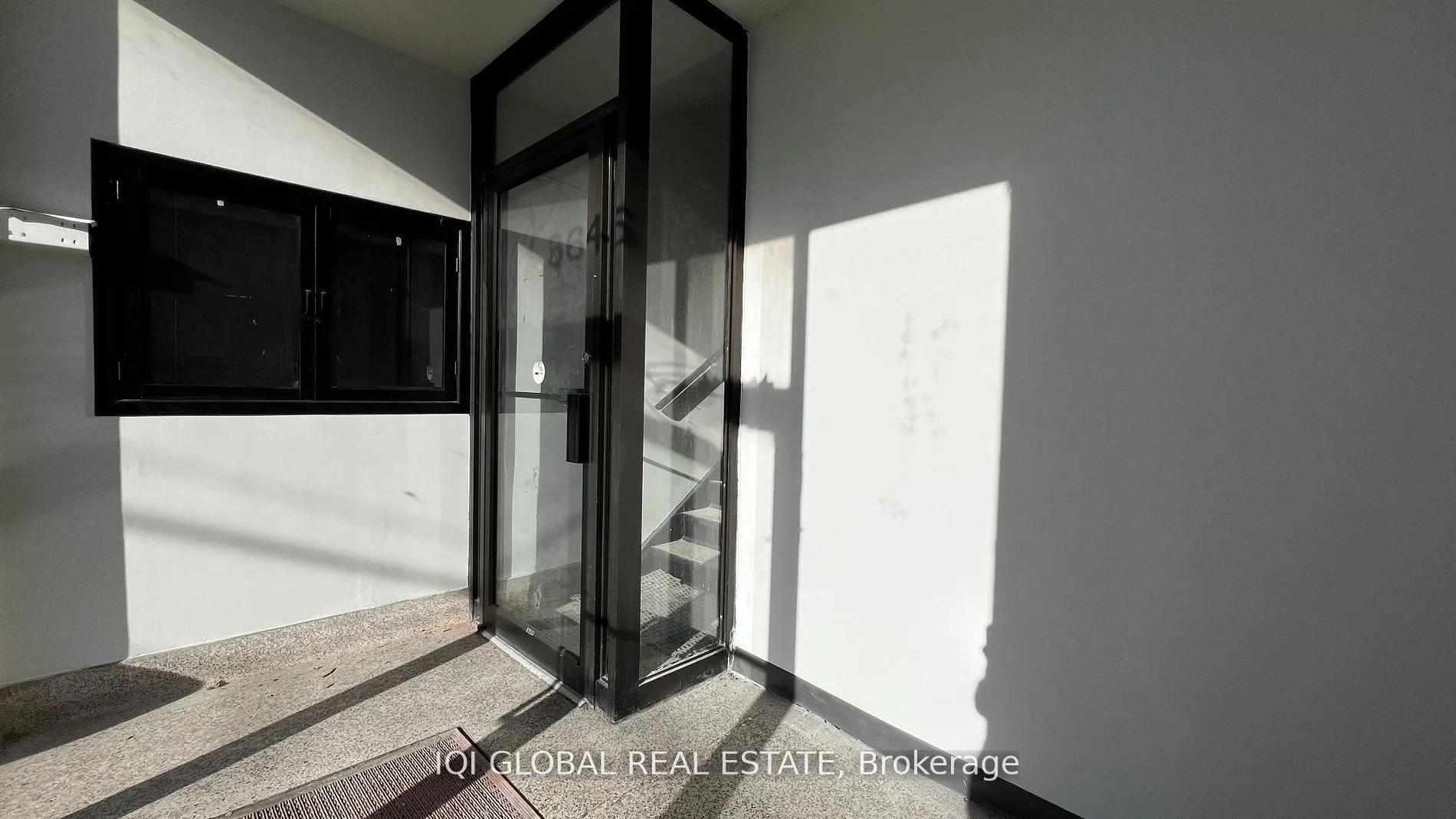 3645 Bathurst St, #202