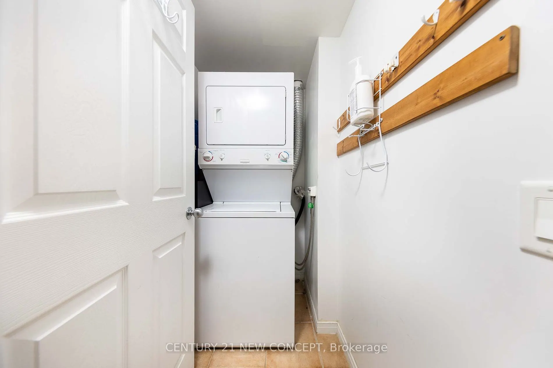 155 beecroft Rd, #1112