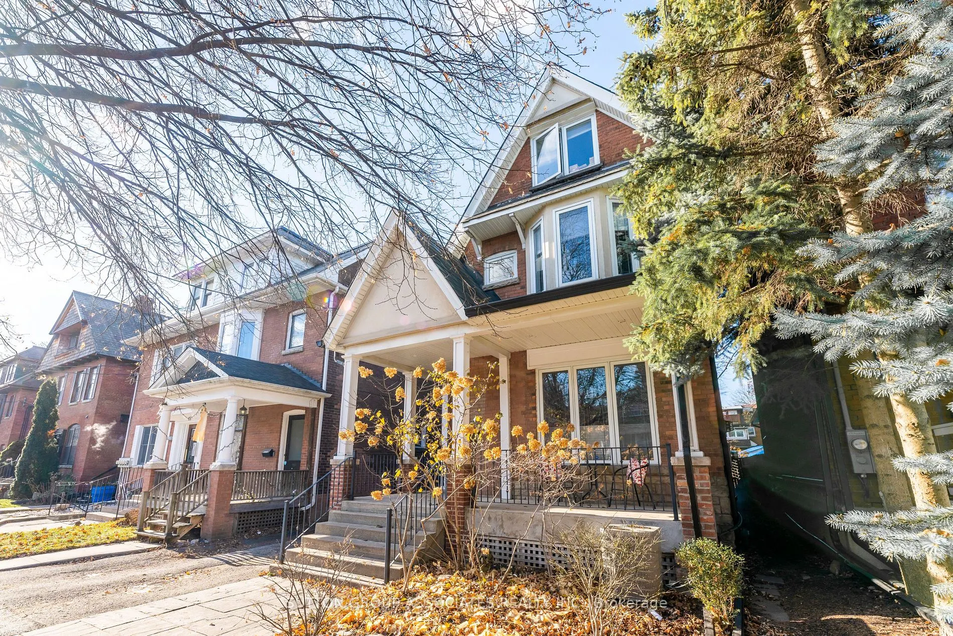 672 Huron St, #Main