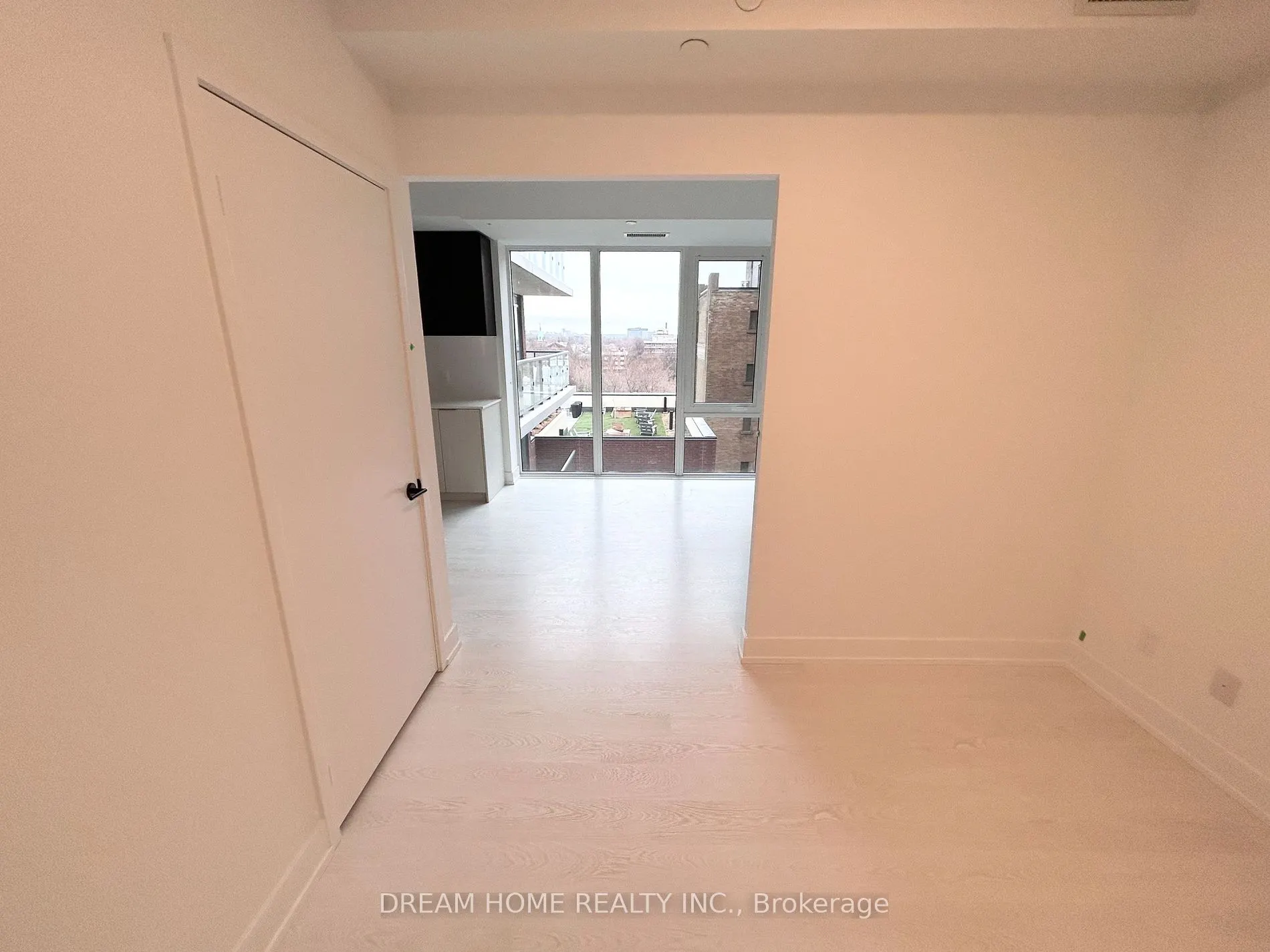 308 Jarvis St, #816