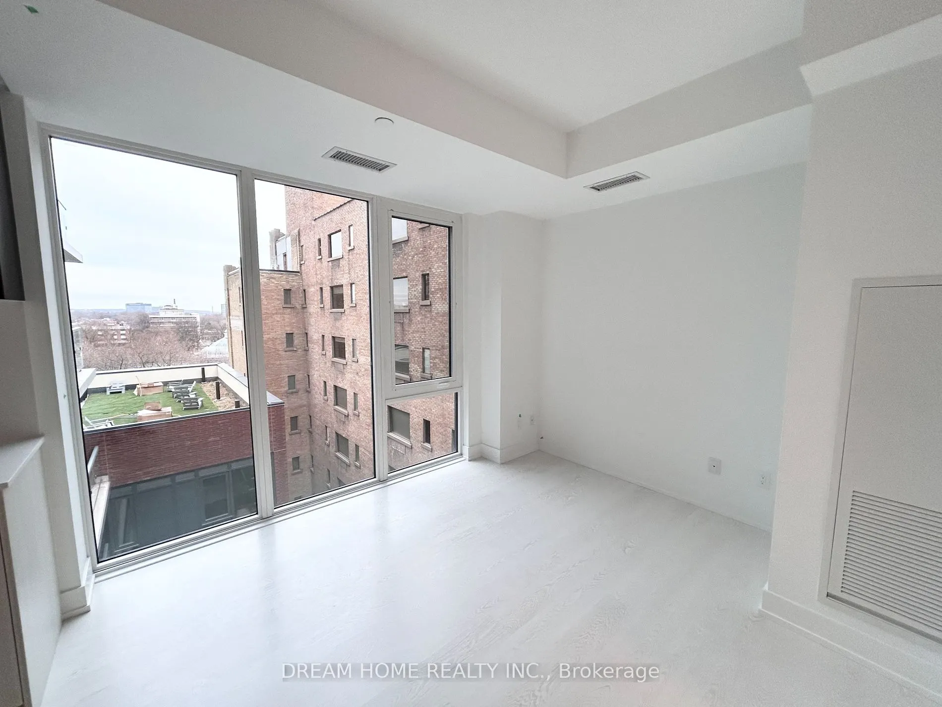 308 Jarvis St, #816