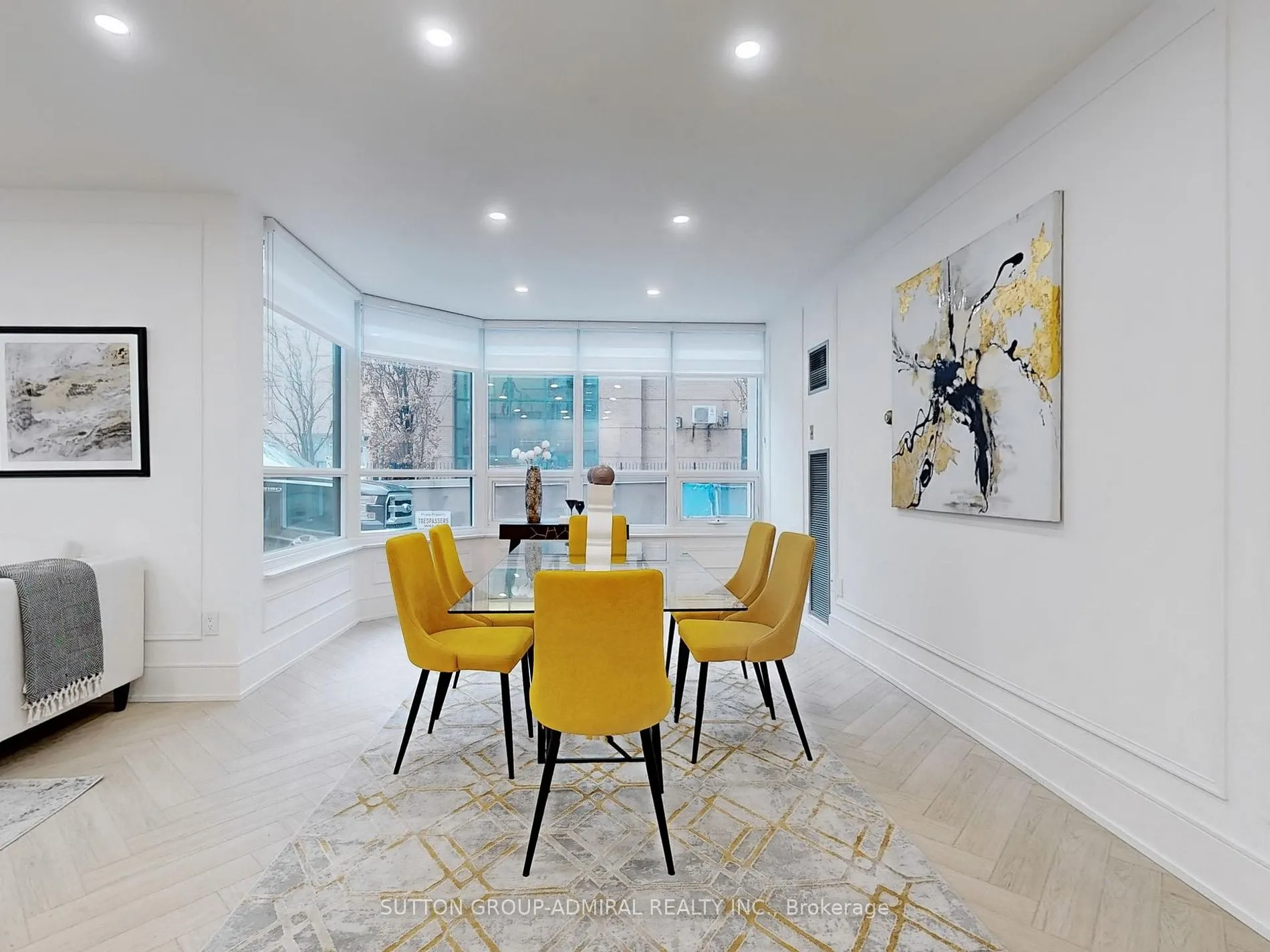 65 SPRING GARDEN Ave, #102