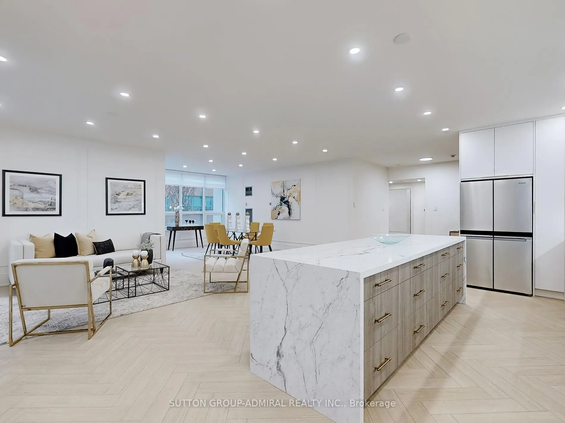65 SPRING GARDEN Ave, #102