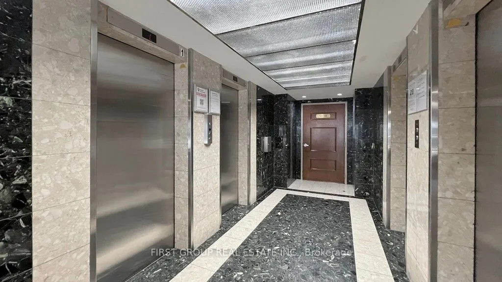 60 Pavane Linkway Way, #502