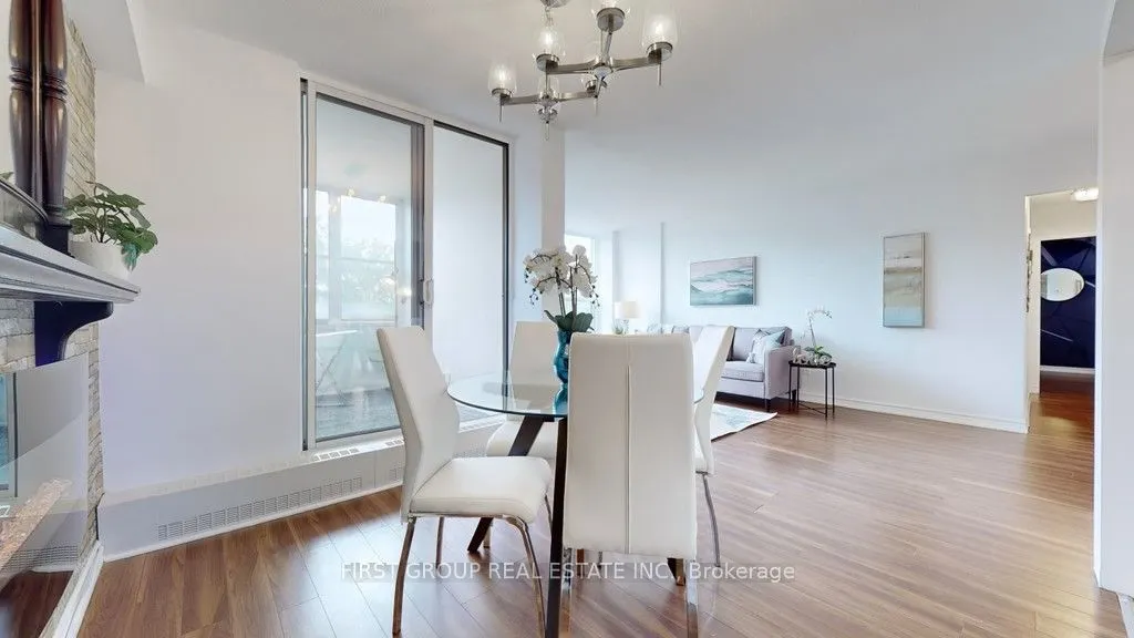 60 Pavane Linkway Way, #502