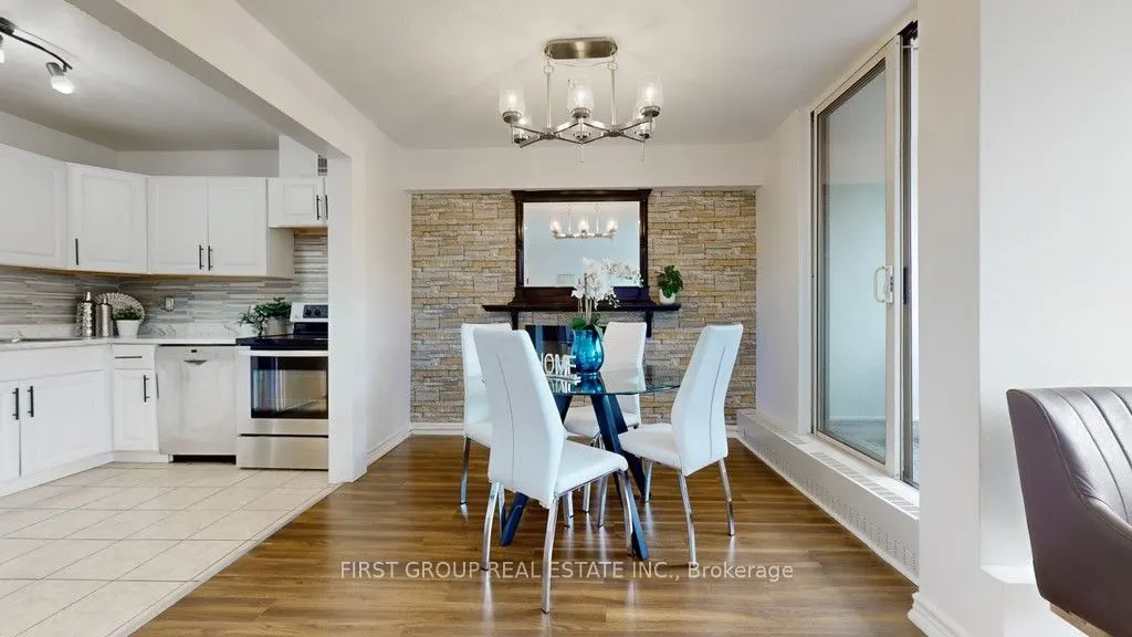 60 Pavane Linkway Way, #502