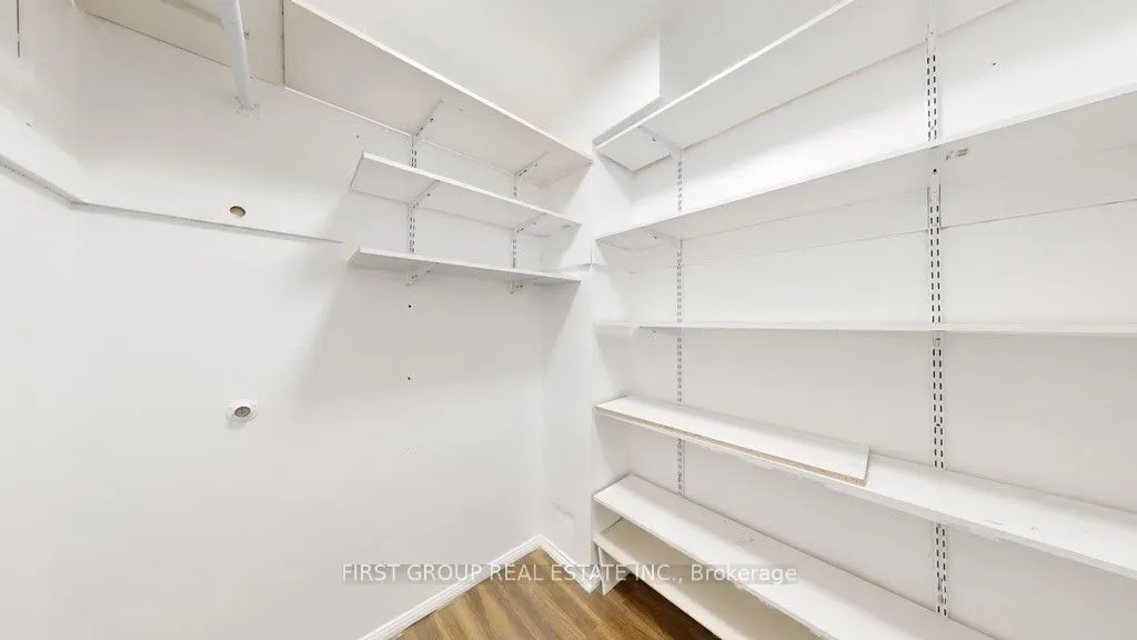 60 Pavane Linkway Way, #502