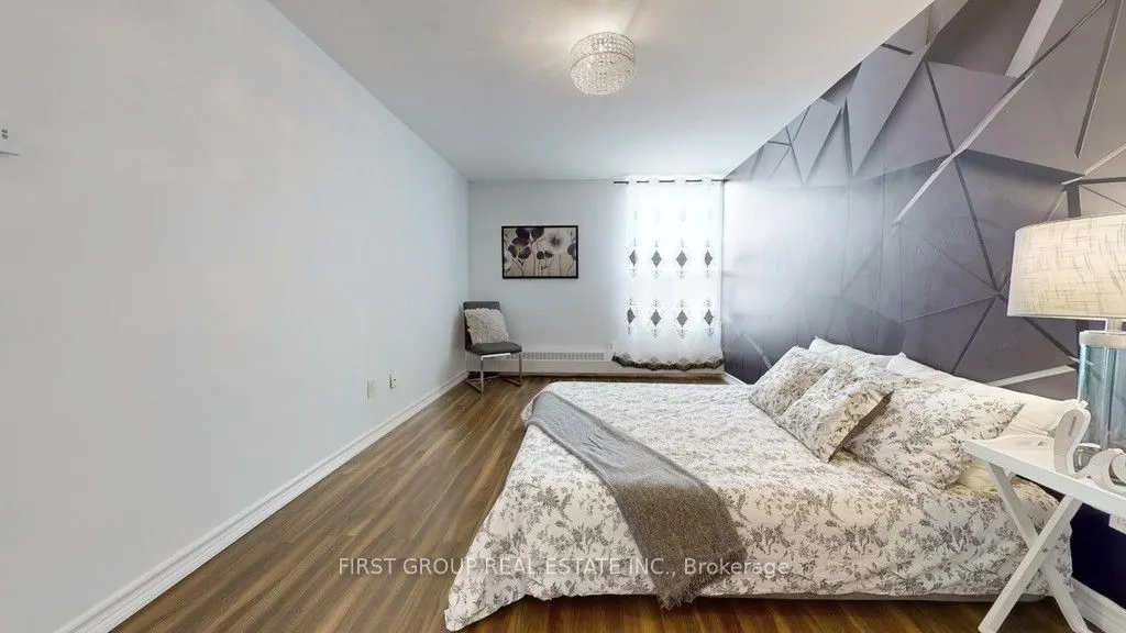 60 Pavane Linkway Way, #502