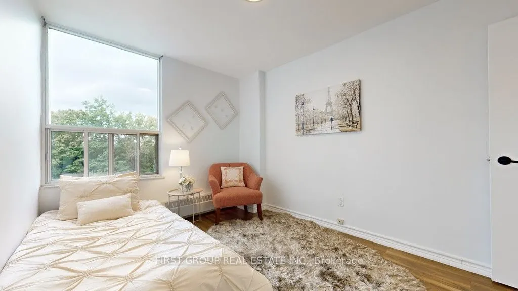 60 Pavane Linkway Way, #502