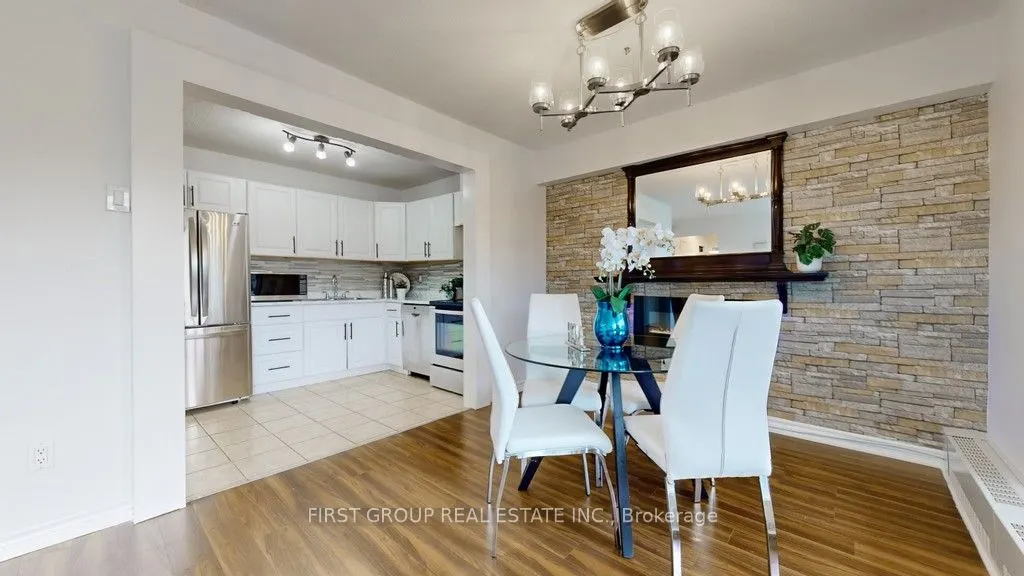 60 Pavane Linkway Way, #502