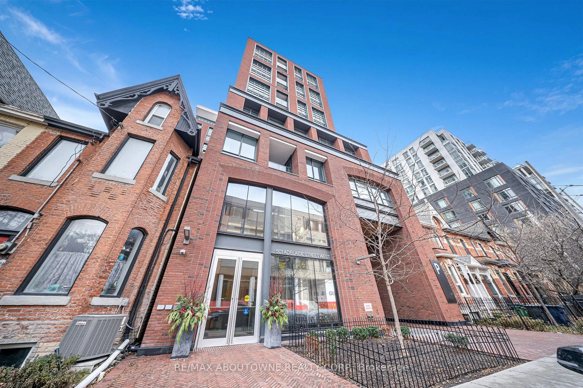 501 Adelaide St W, #1404