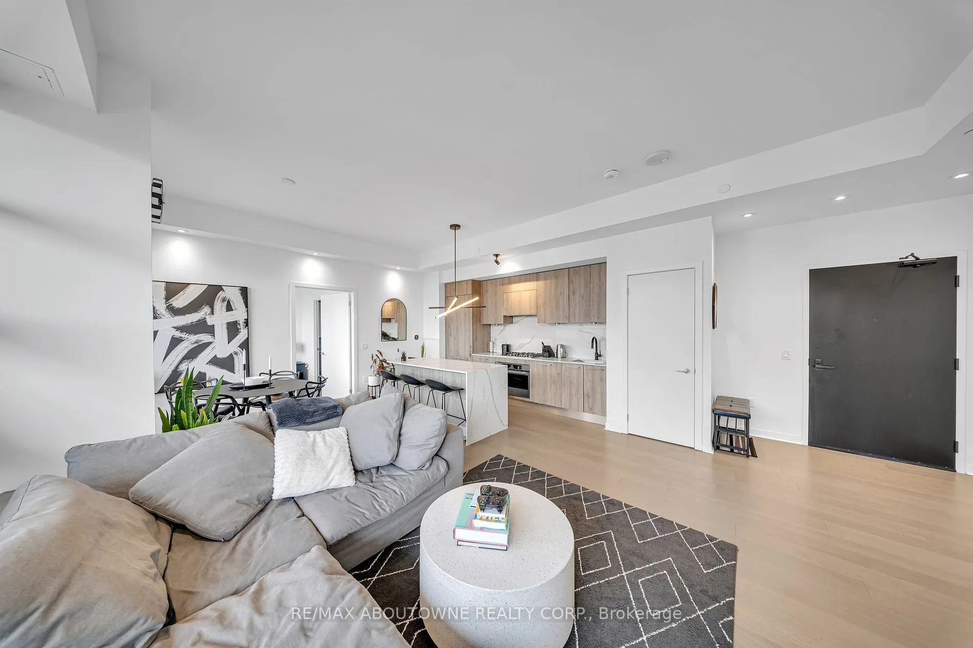501 Adelaide St W, #1404