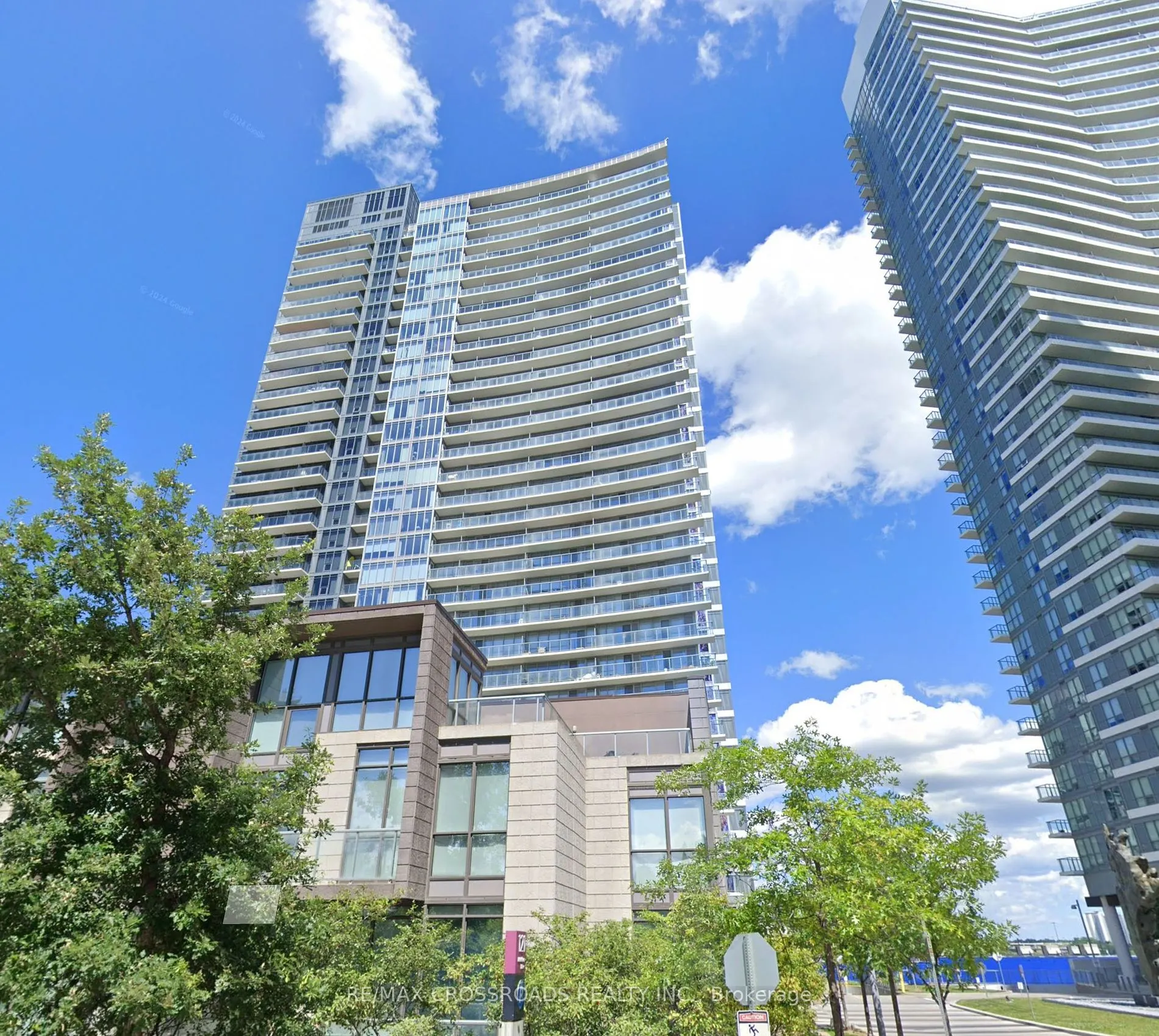 121 McMahon Dr, #310