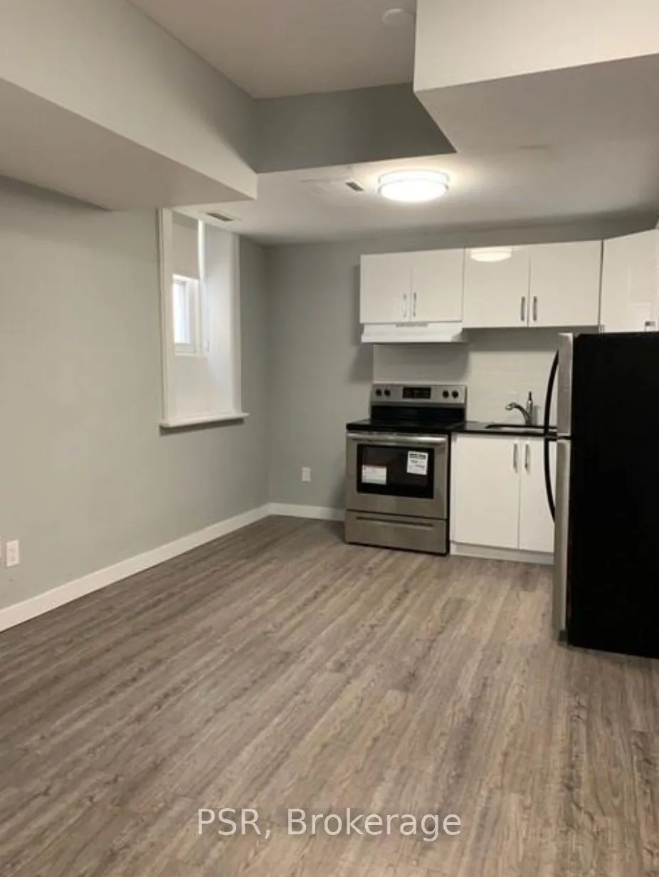205 Gerrard St E, #1
