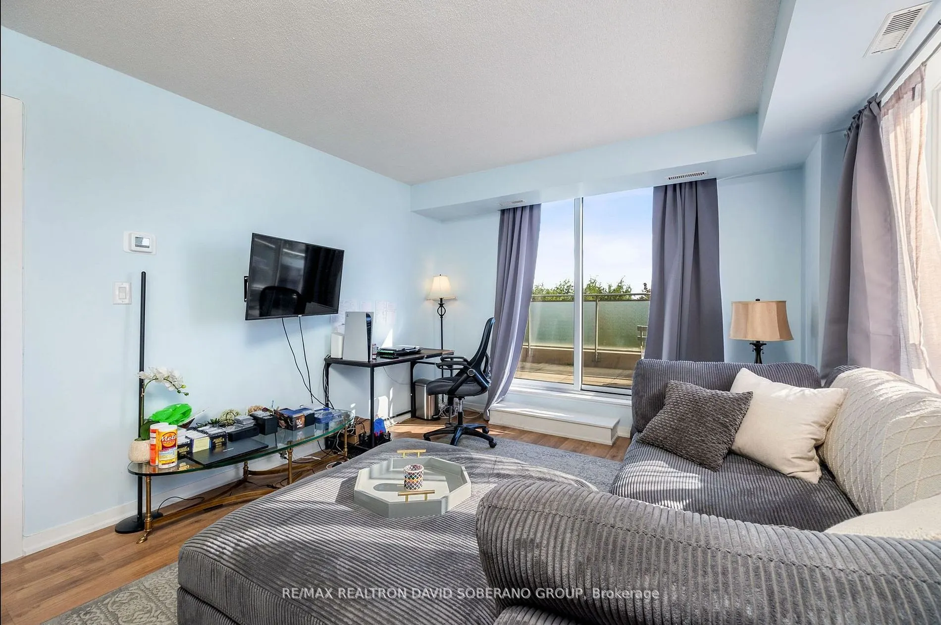 801 Sheppard Ave W, #608