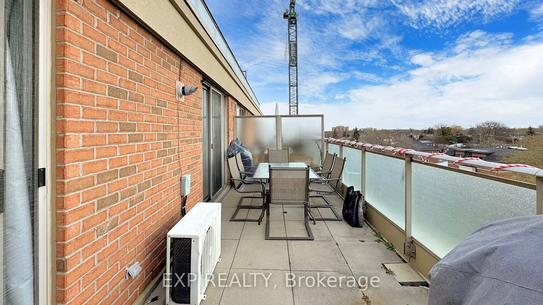 801 Sheppard Ave W, #607