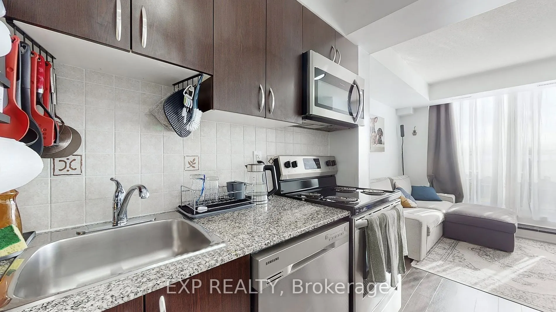801 Sheppard Ave W, #607