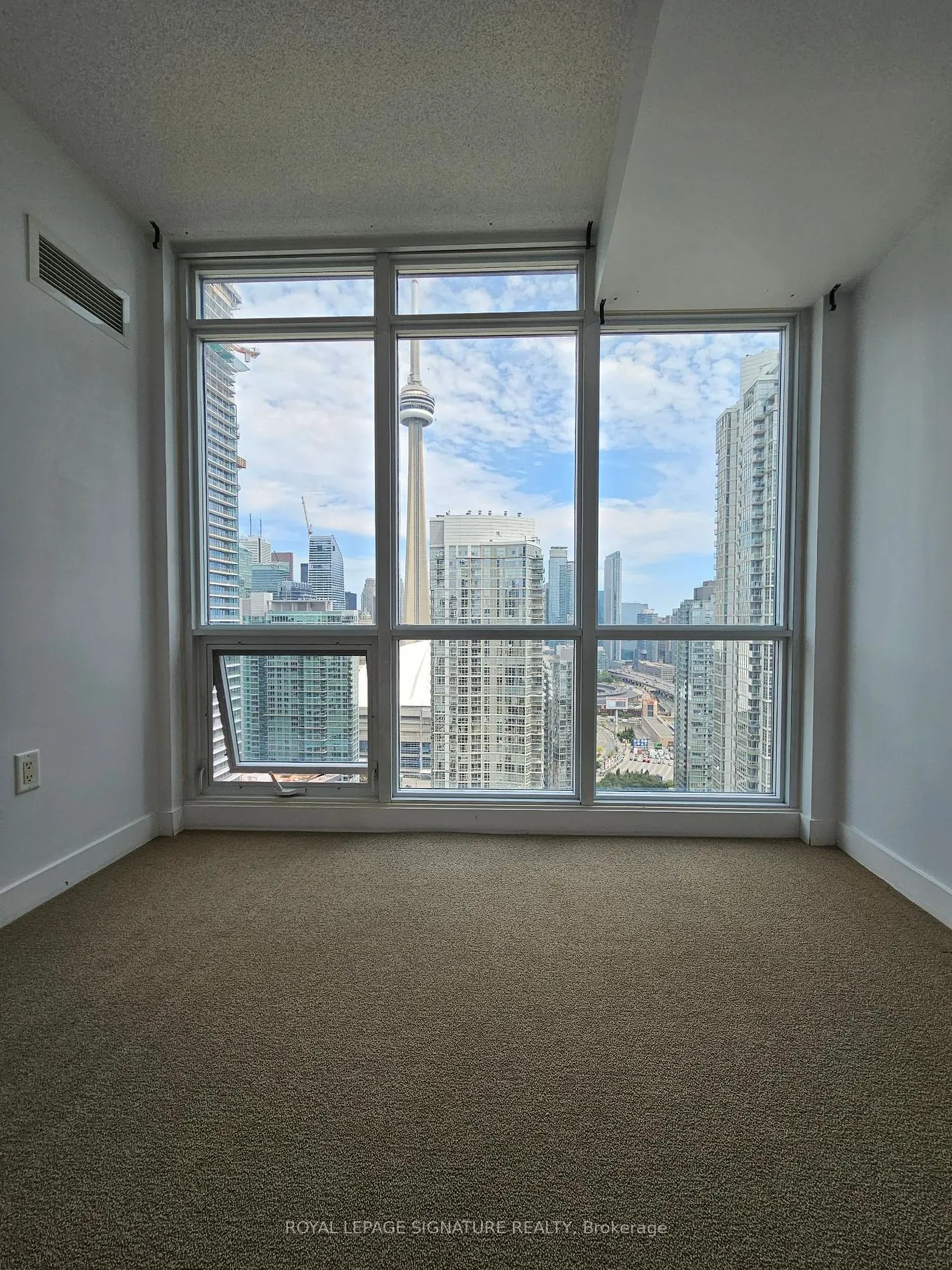 15 Fort York Blvd, #4009