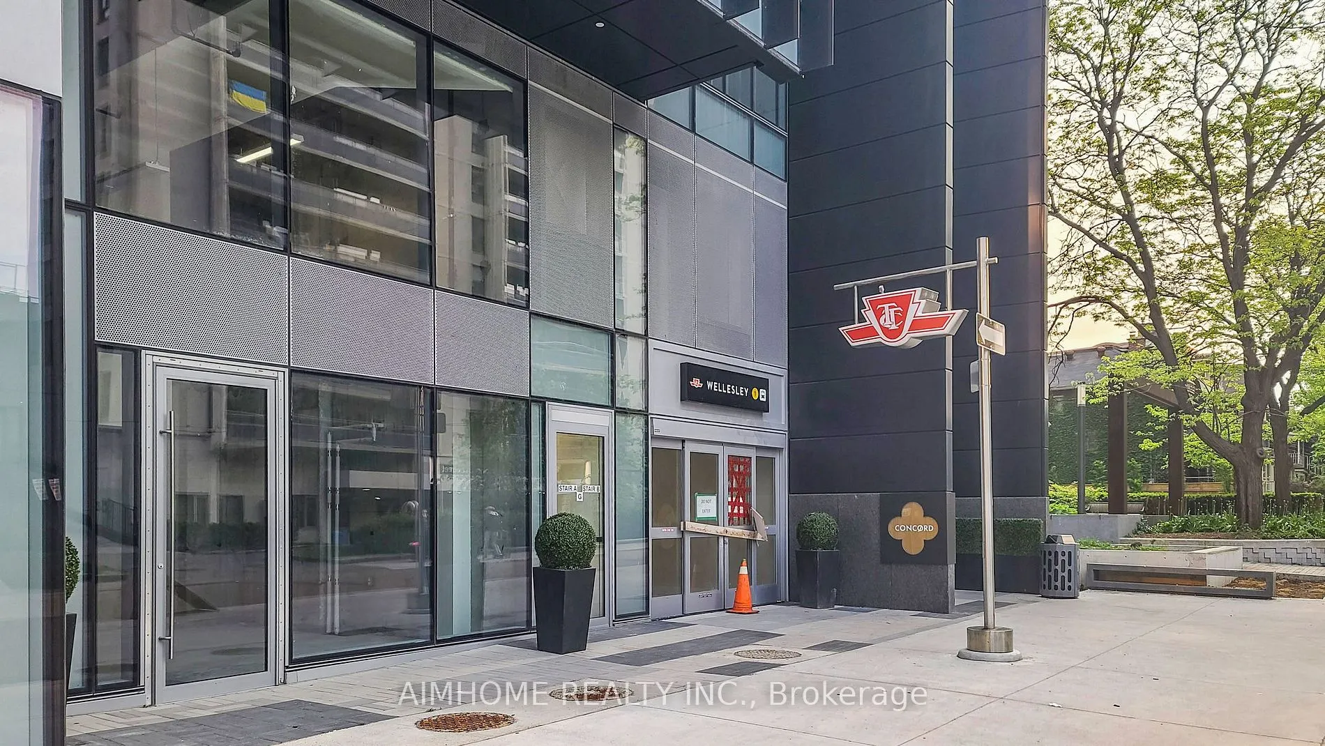1 Gloucester St, #1816