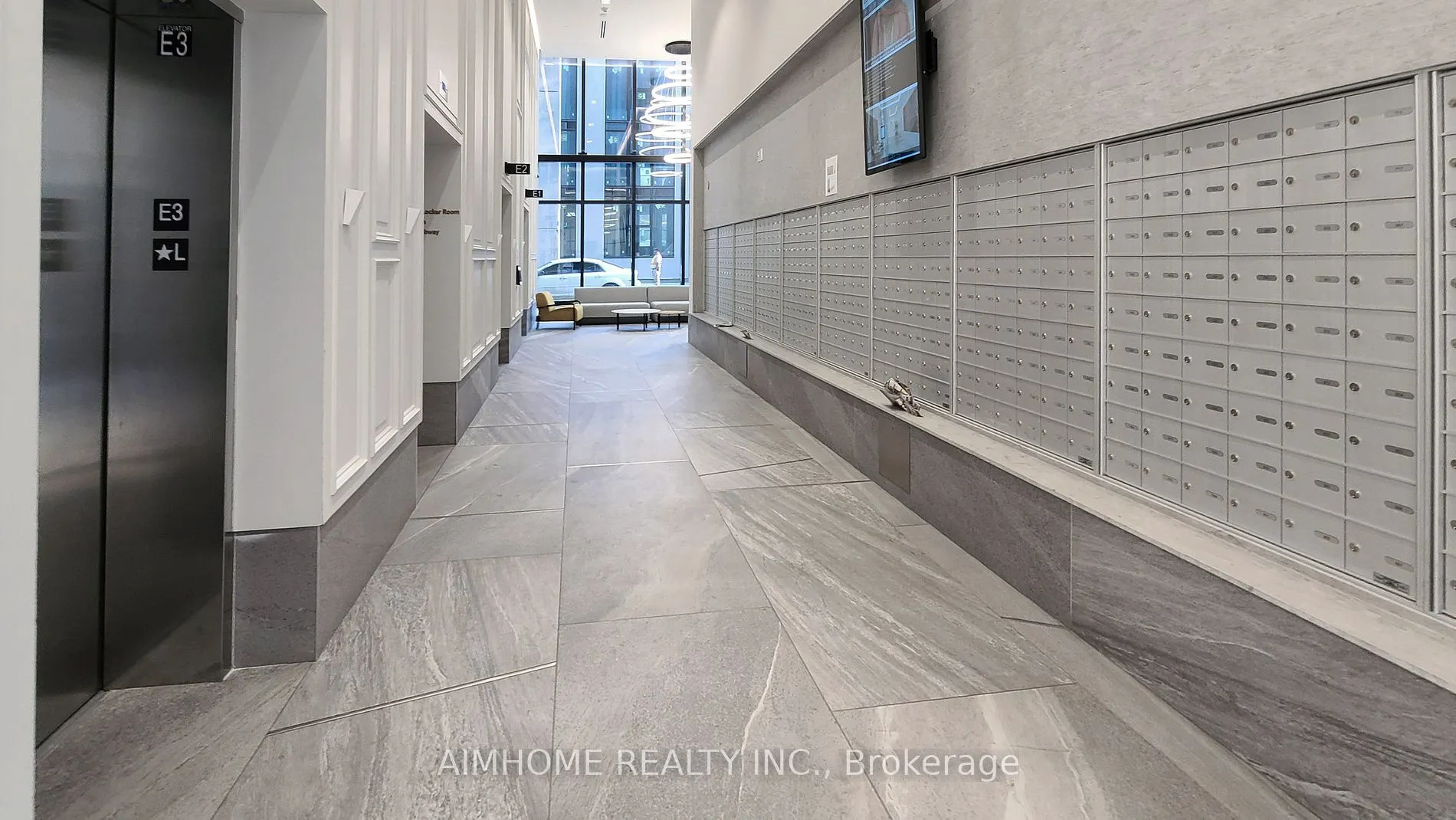1 Gloucester St, #1816