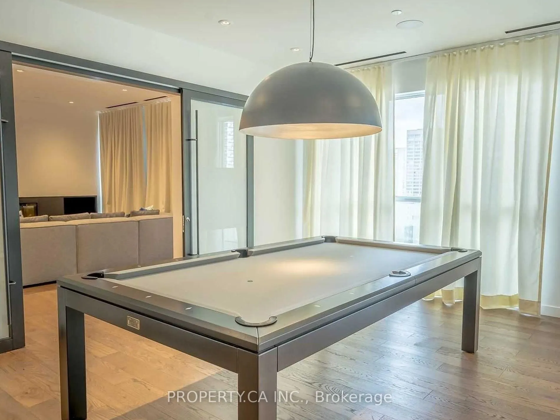 15 Lower Jarvis St N, #514