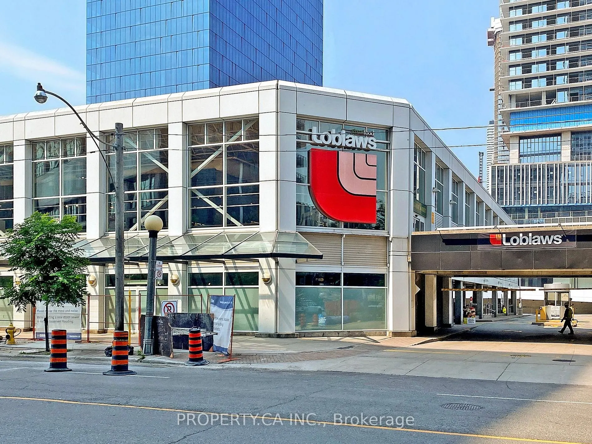 15 Lower Jarvis St N, #514