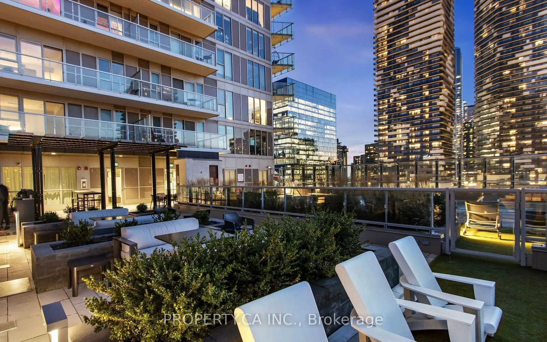 15 Lower Jarvis St N, #514