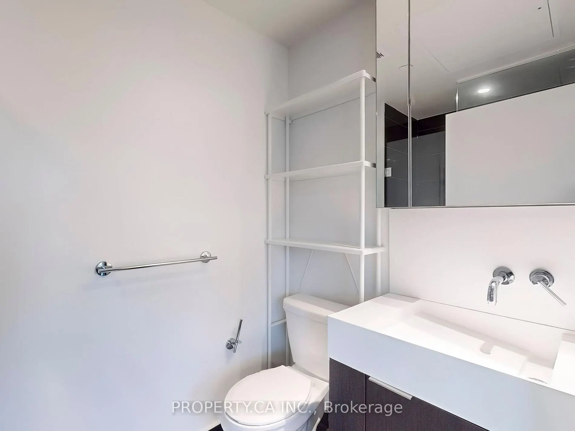 15 Lower Jarvis St N, #514