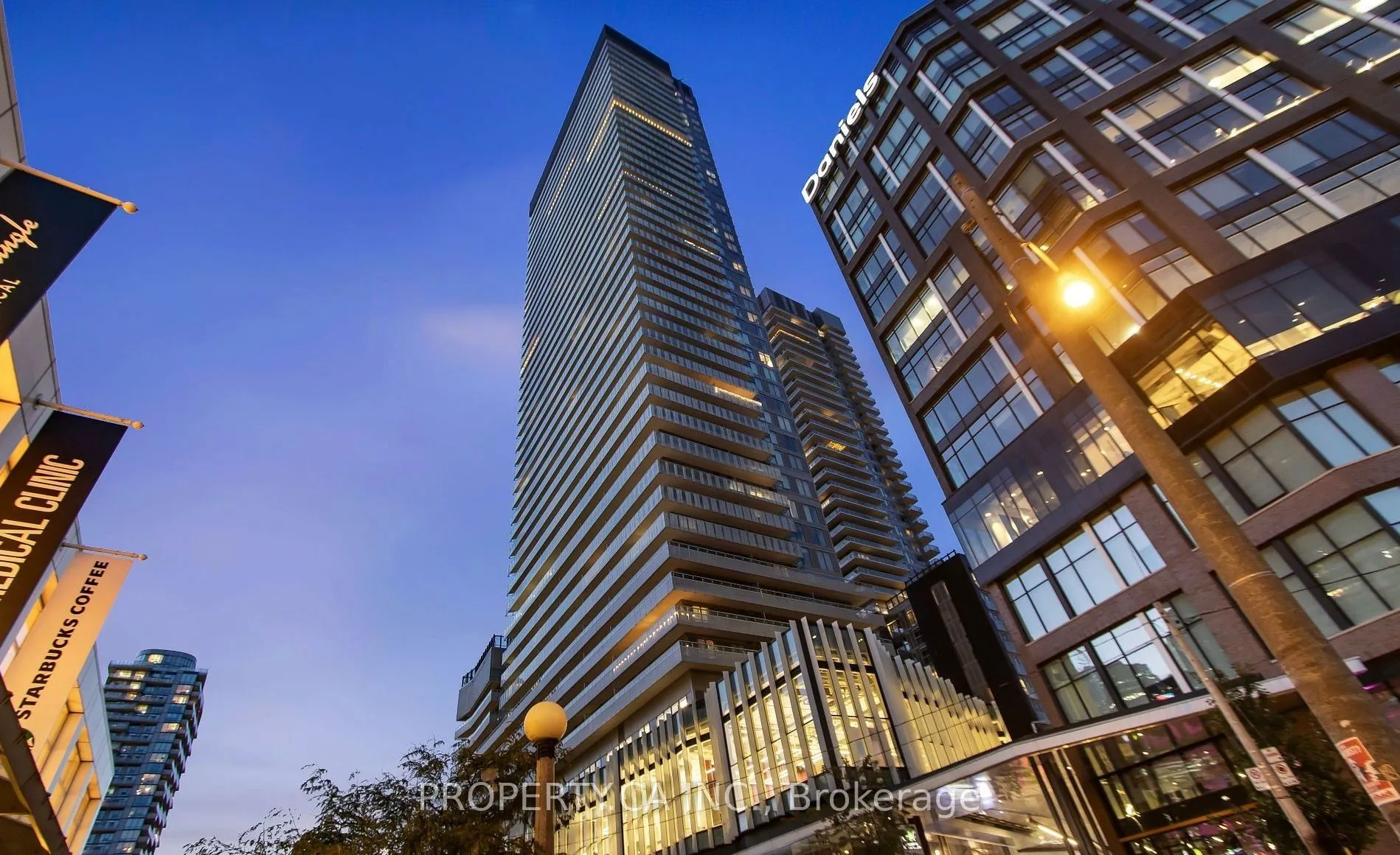15 Lower Jarvis St N, #514