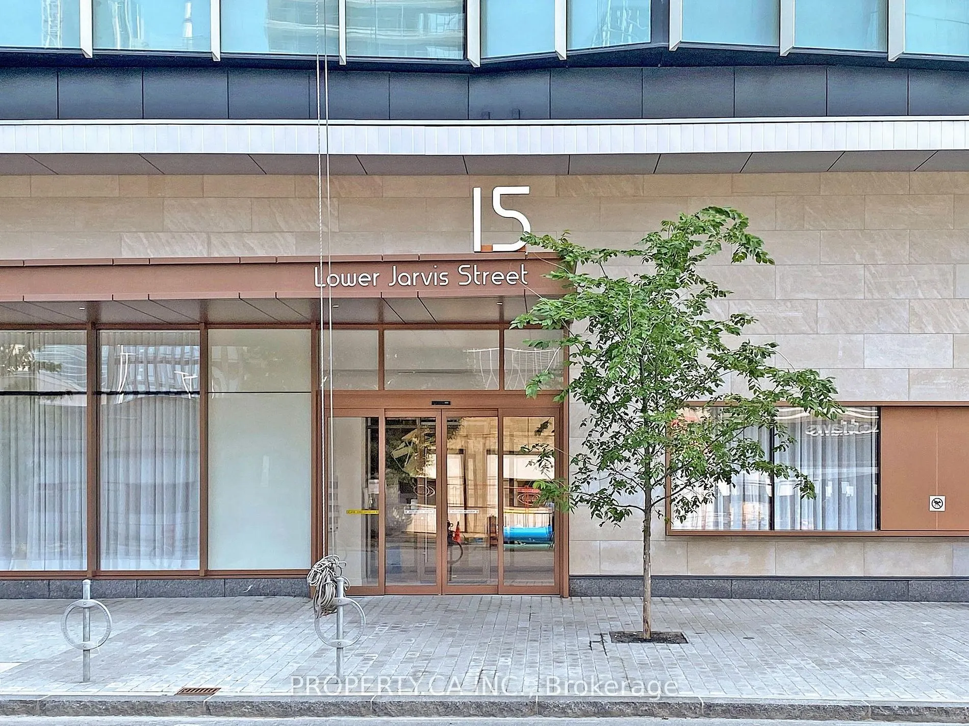 15 Lower Jarvis St N, #514
