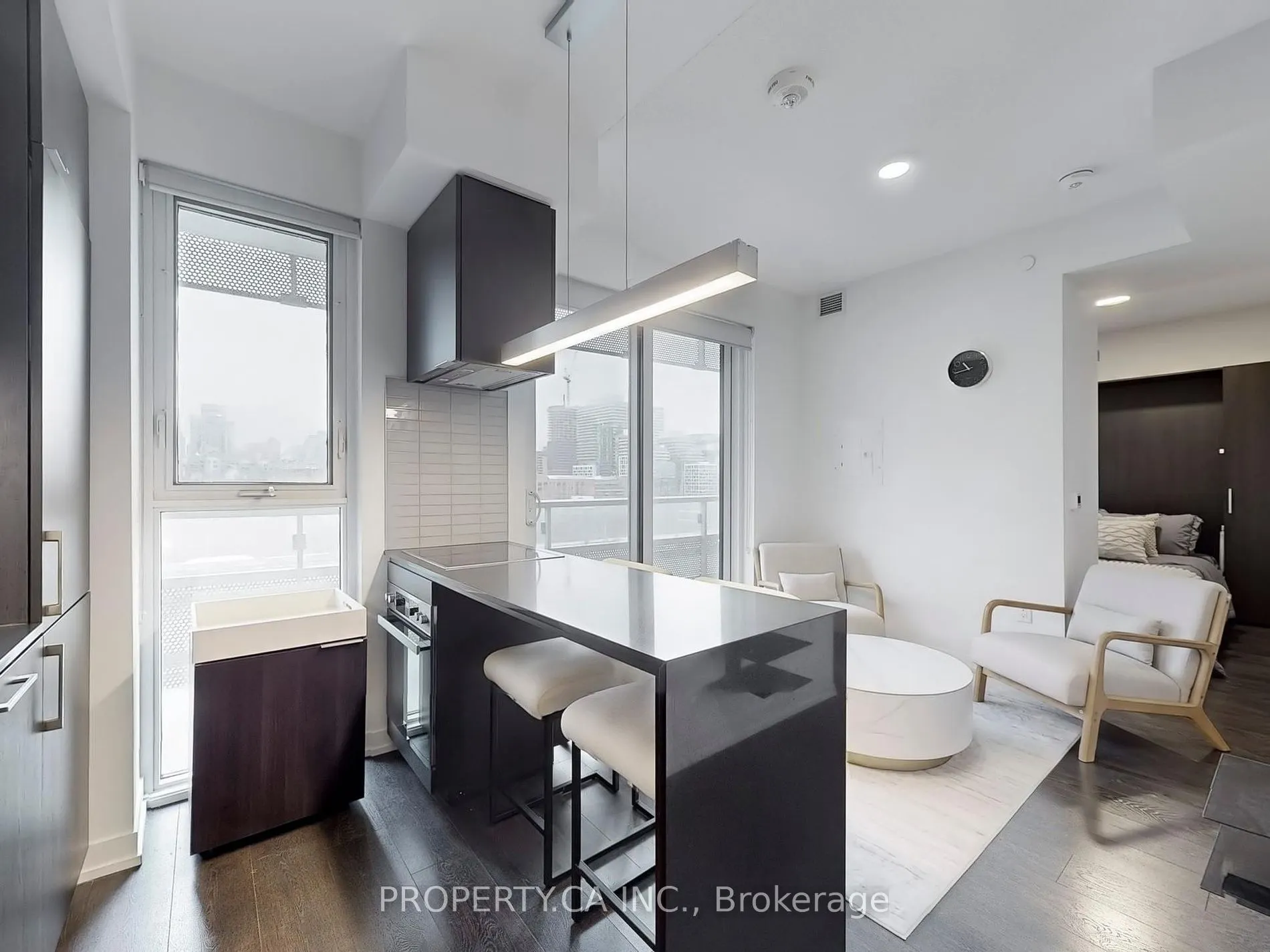 15 Lower Jarvis St N, #514