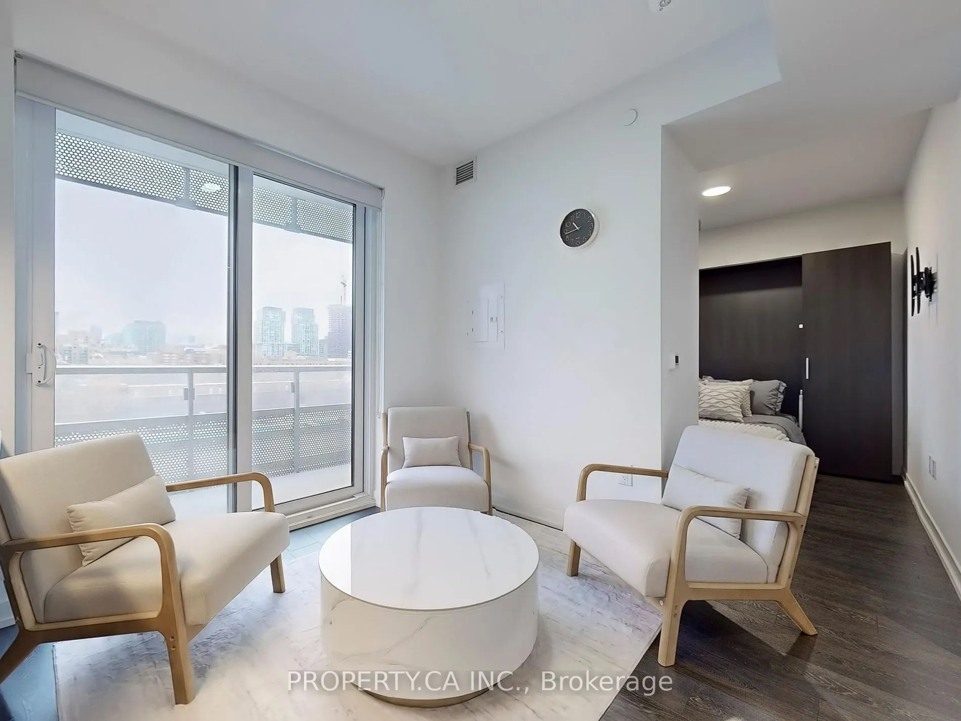 15 Lower Jarvis St N, #514