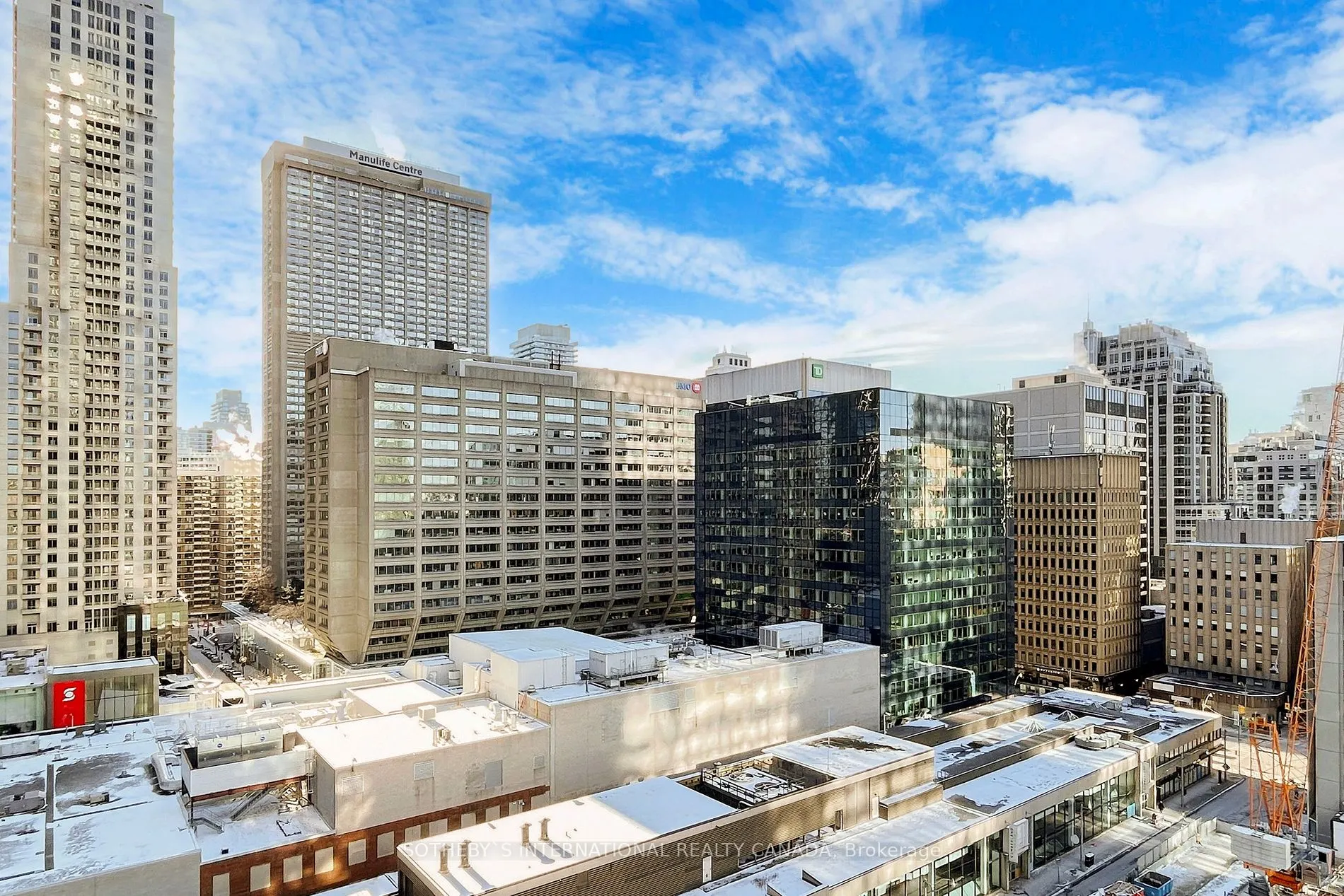 11 Yorkville Ave, #1010